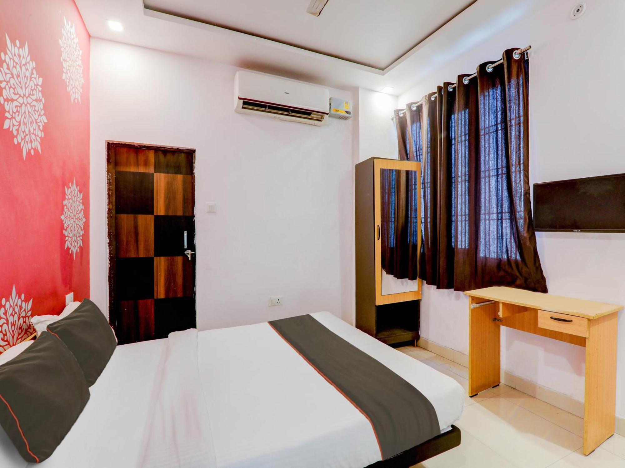 Super Collection O Kiara Guest House Lucknow Buitenkant foto